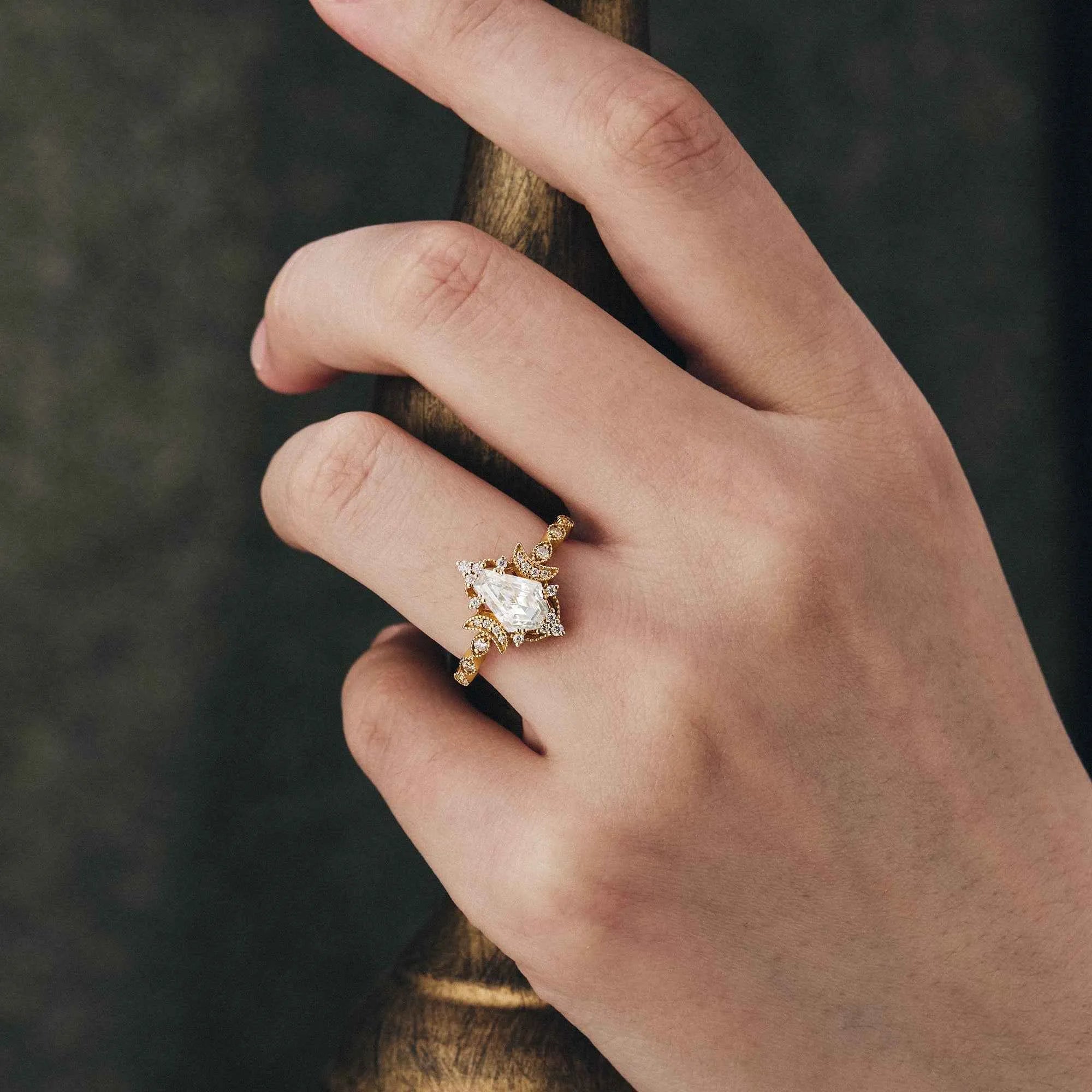 Coffin Shaped Moissanite Cluster Engagement Ring - GemsMagic - GemsMagic