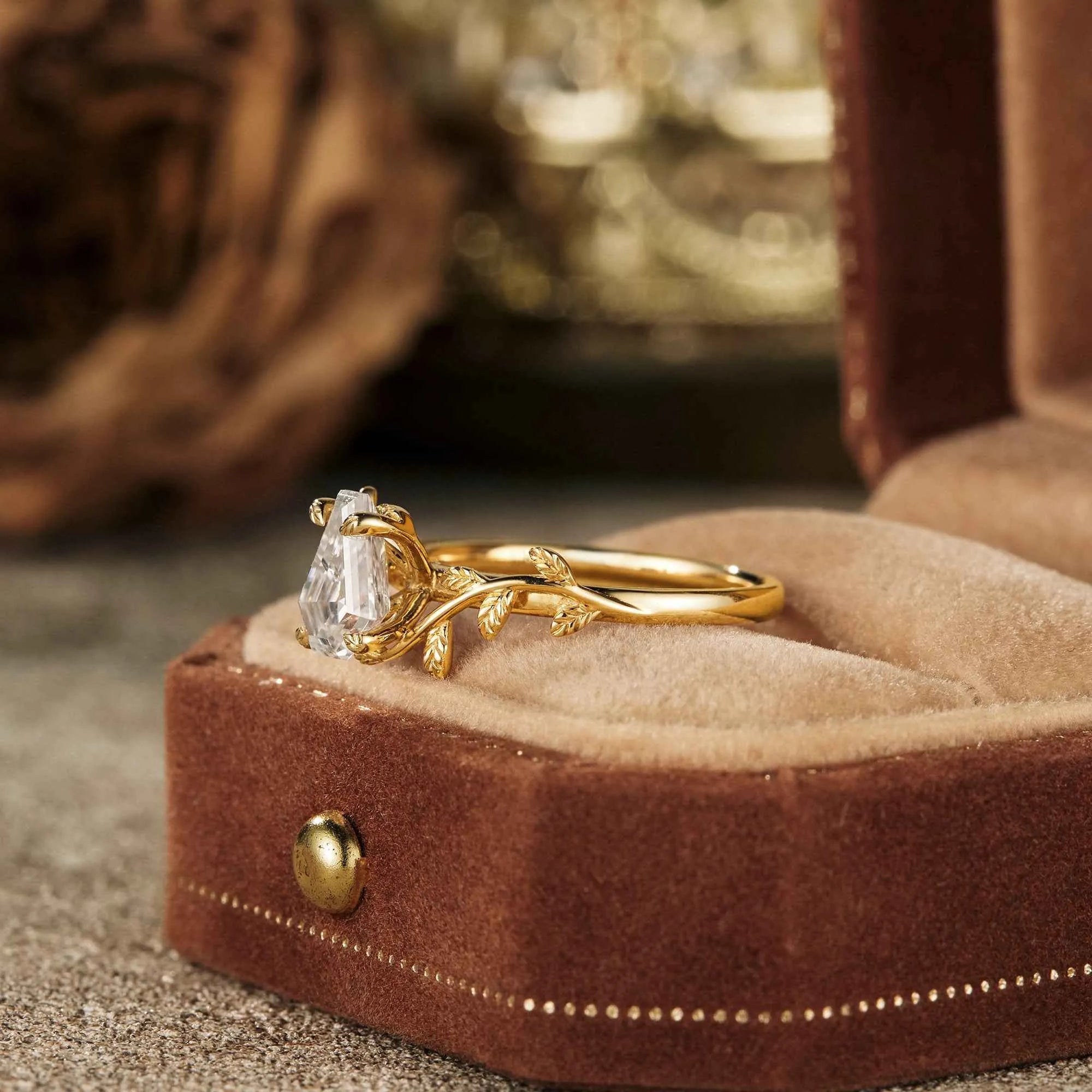 Coffin Shaped Moissanite Cluster Leaf Branch Engagement Ring - GemsMagic - GemsMagic