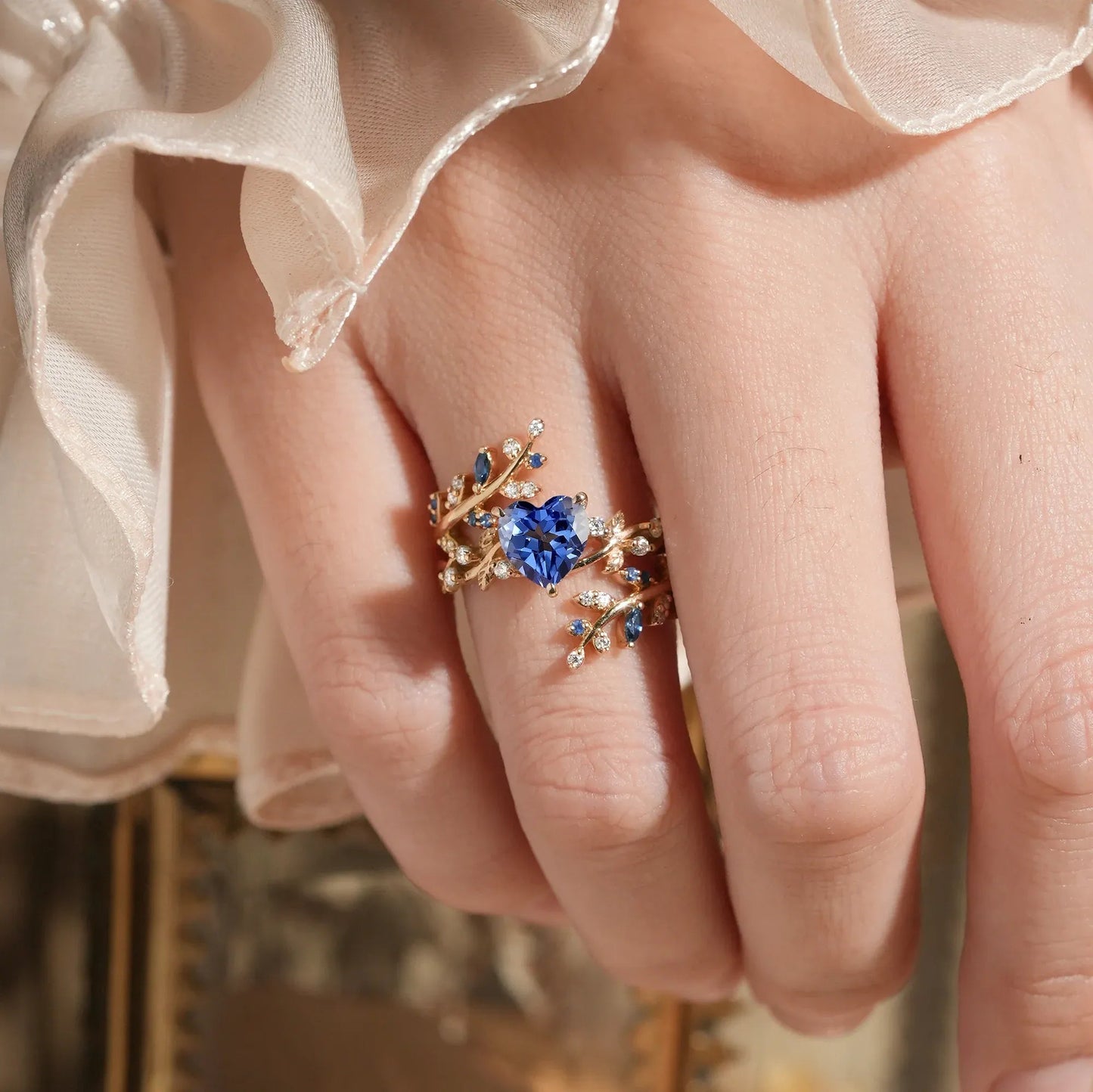 Cross Leaf Heart Shaped Cornflower Sapphire Ehancer Ring Set - Hazel - GemsMagic - GemsMagic