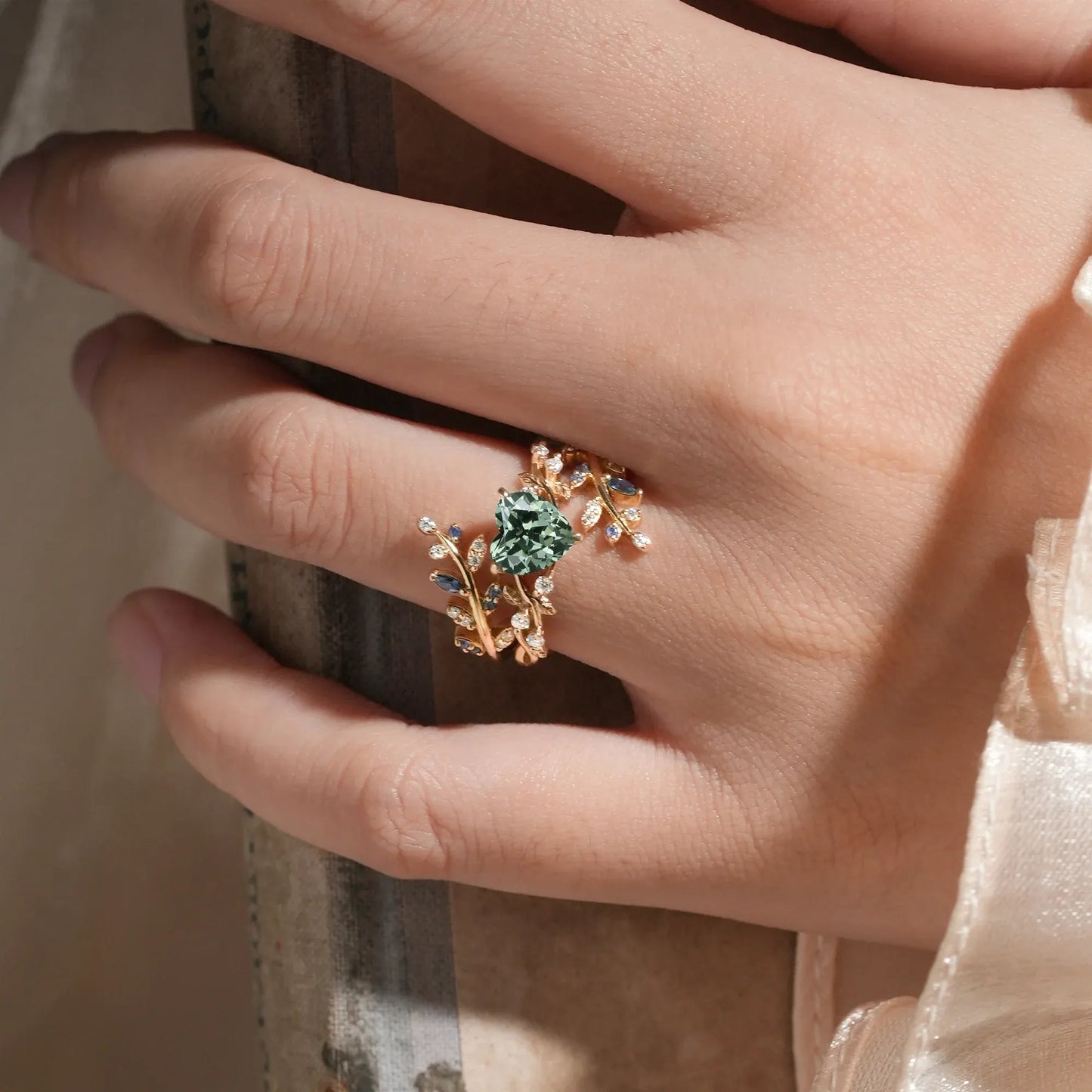 Cross Leaf Heart Shaped Green Sapphire Ehancer Ring Set - Giselle - GemsMagic - GemsMagic