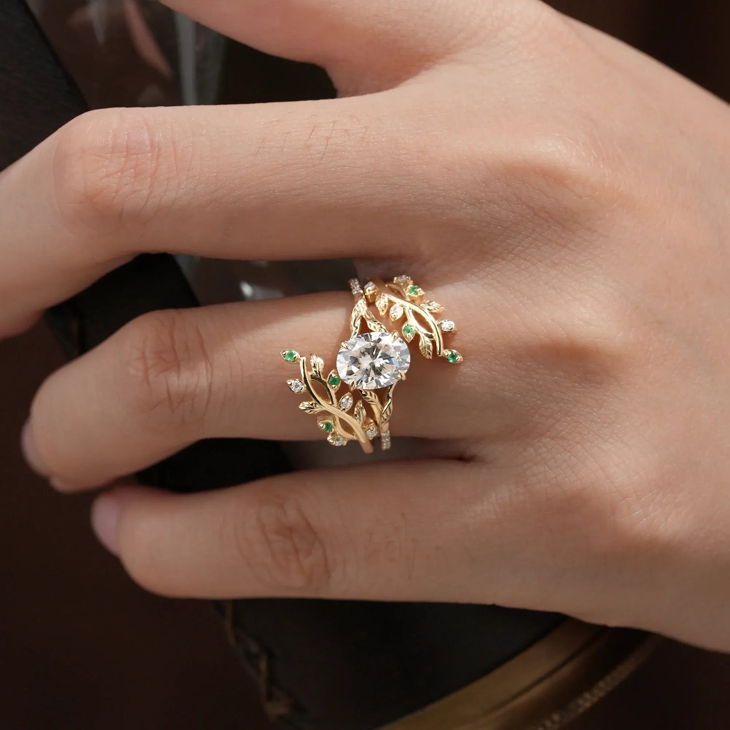 Cross Vine Moissanite and Emerald Ring Set - Valentina - GemsMagic