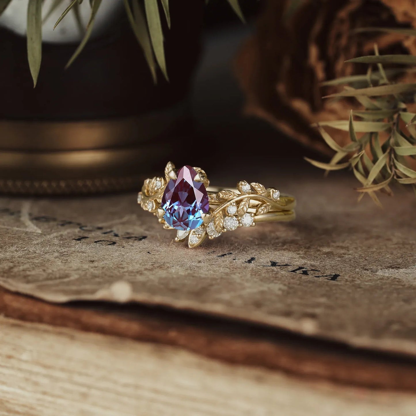 Dancing Leaf: Alexandrite Elegance Ring Set - Juliet - GemsMagic