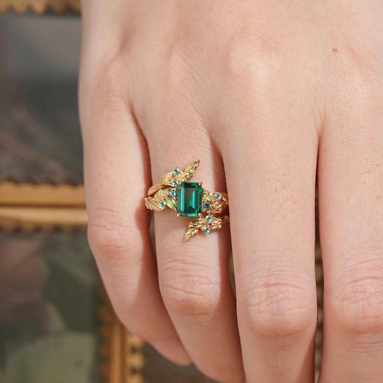 Emerald Cut Emerald Leaf Enhancer Ring Nature Inspired Bridal Ring Set 2pcs - GemsMagic - GemsMagic