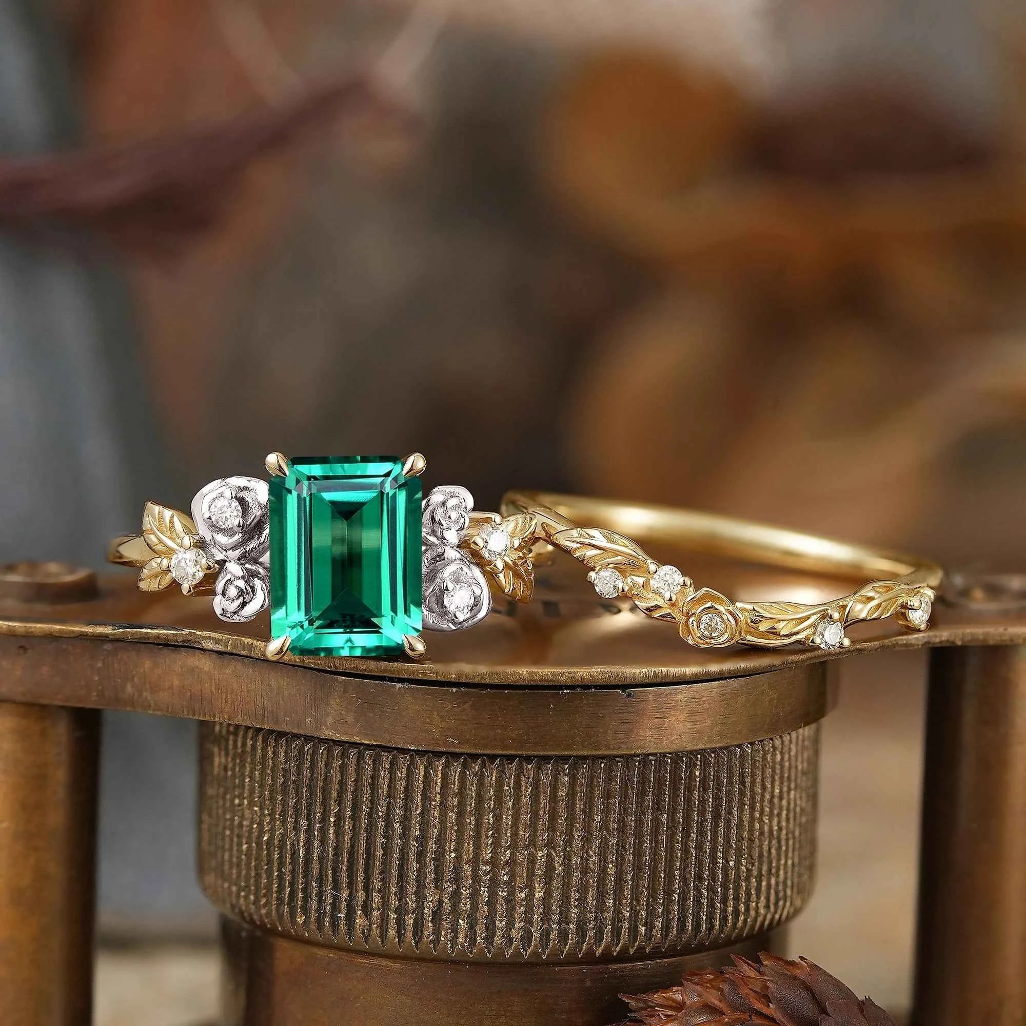 Emerald Nature Inspired Bridal Ring Set Mixed Metal Rose Blossom Wedding Ring Set - GemsMagic