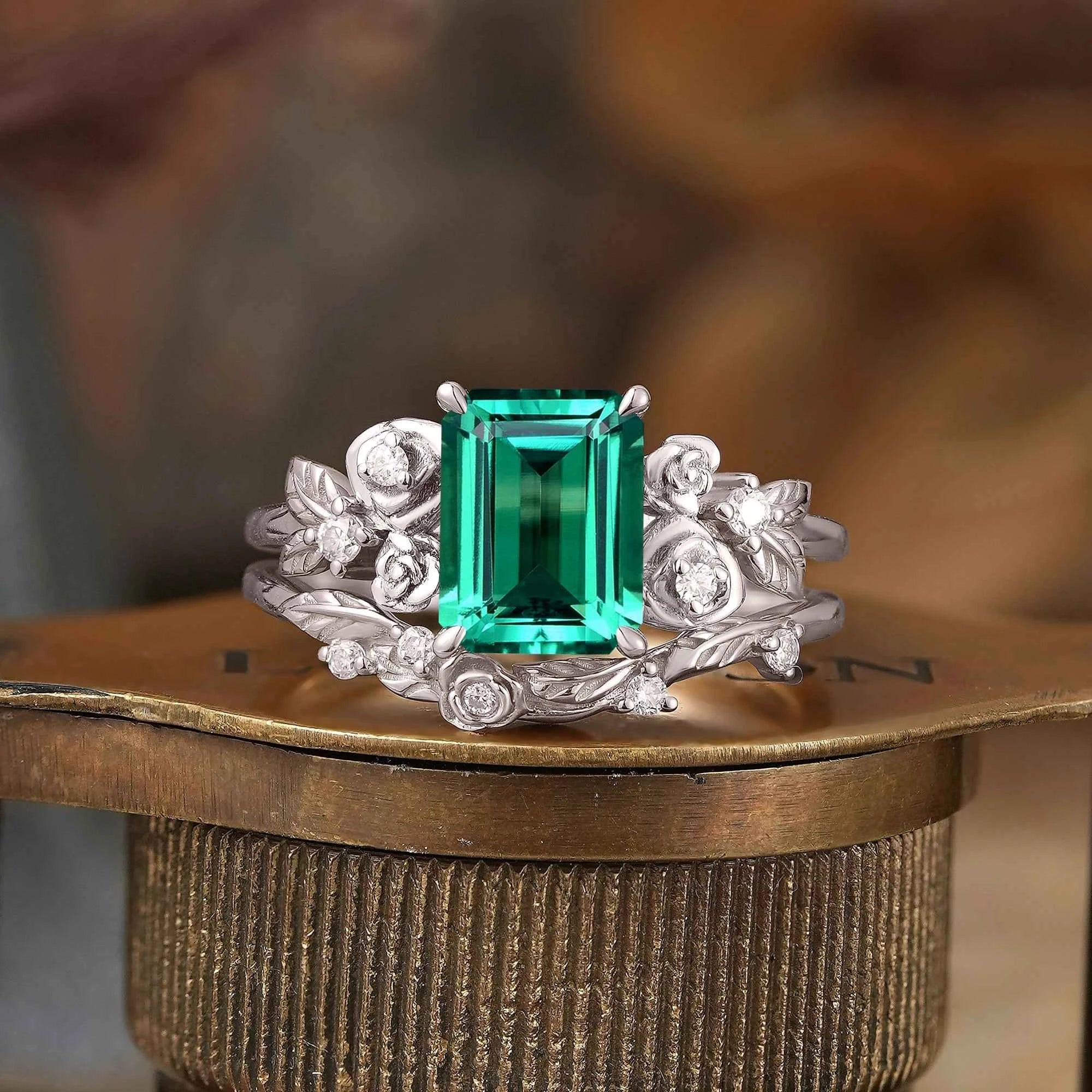 Emerald Nature Inspired Bridal Ring Set Mixed Metal Rose Blossom Wedding Ring Set - GemsMagic
