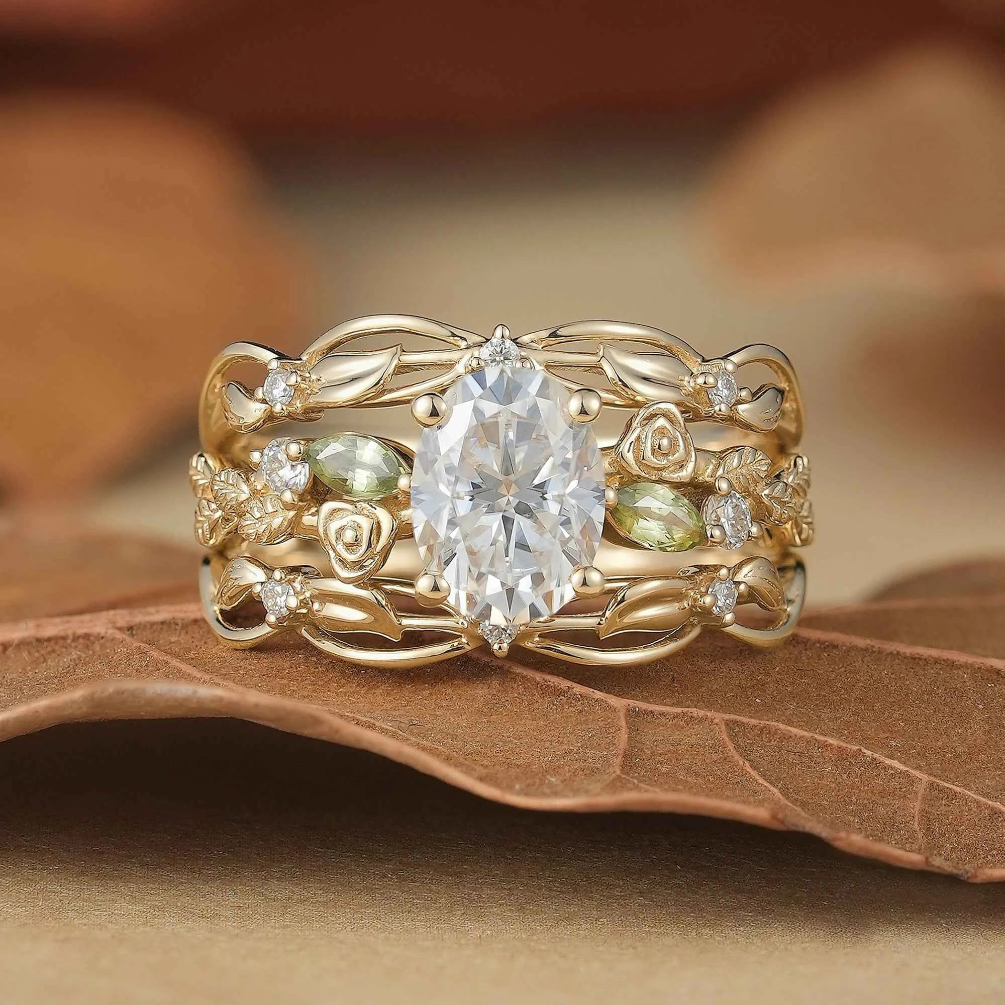 Floral Design Moissanite & Peridot Ring Set - Alba - GemsMagic