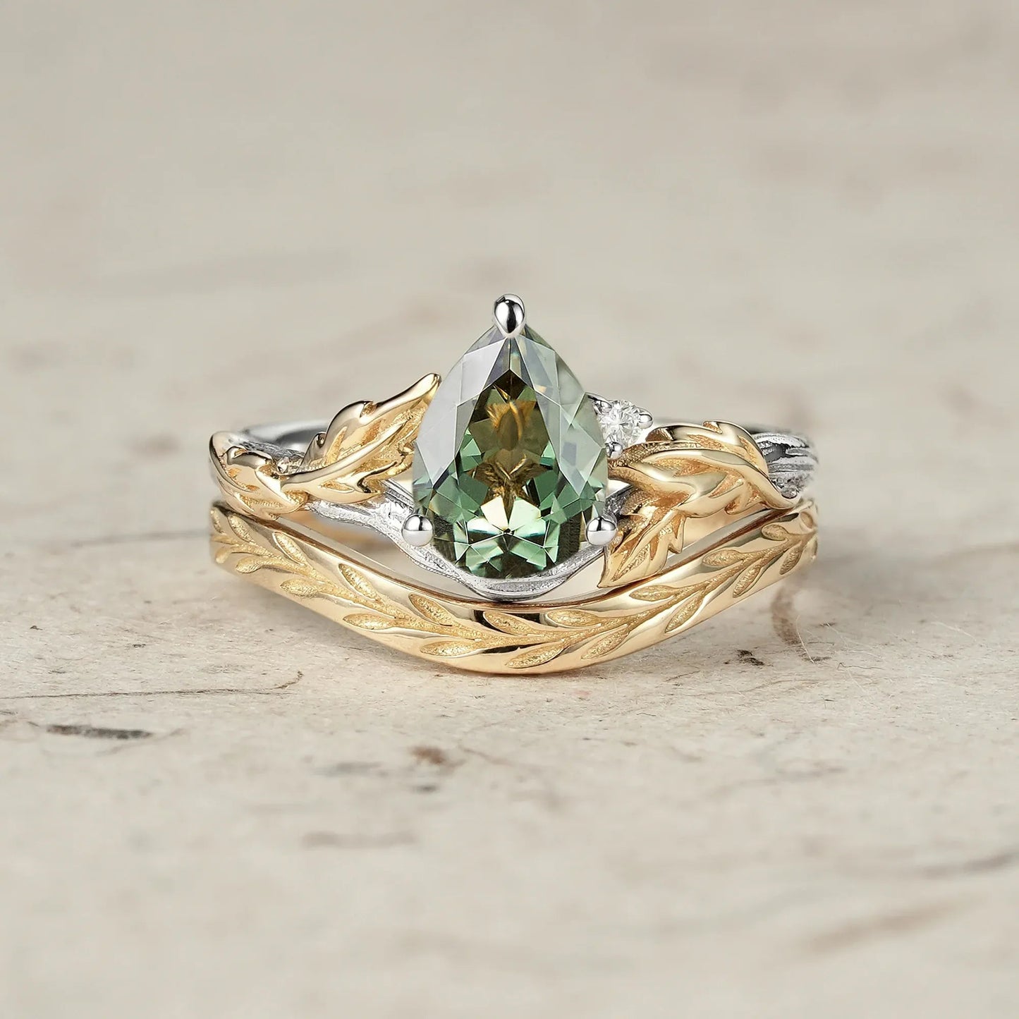Forest Whispers: Leaf and Wood Pattern Green Sapphire Ring Set - GemsMagic
