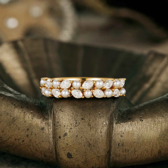 Freshwater Pearl & Moissanite Wedding Band - GemsMagic - GemsMagic