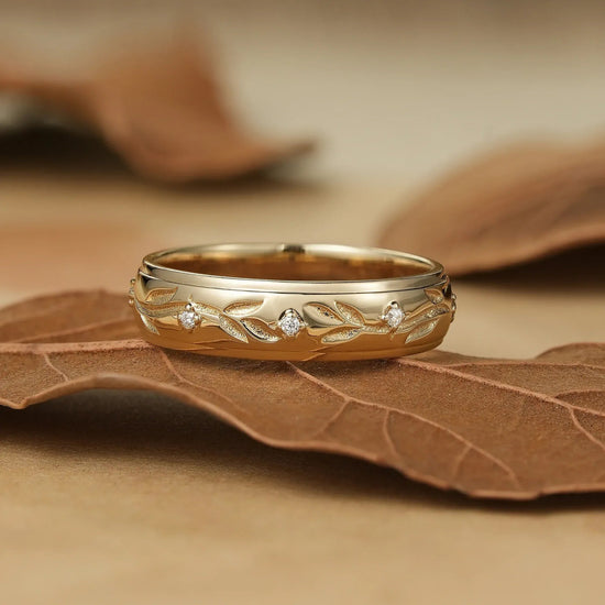 Golden Laurel Men's Band with Diamond Accents - Laurence - GemsMagic