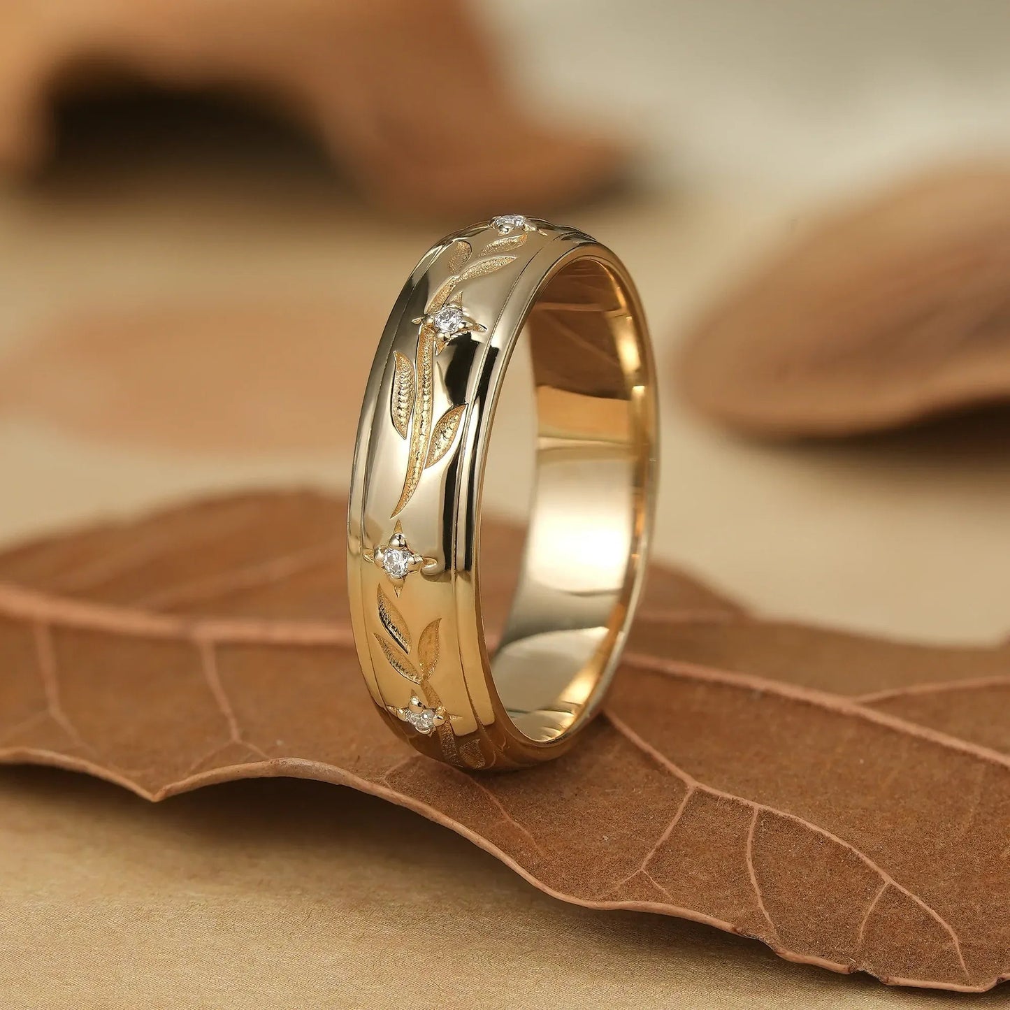 Golden Laurel Men's Band with Diamond Accents - Laurence - GemsMagic