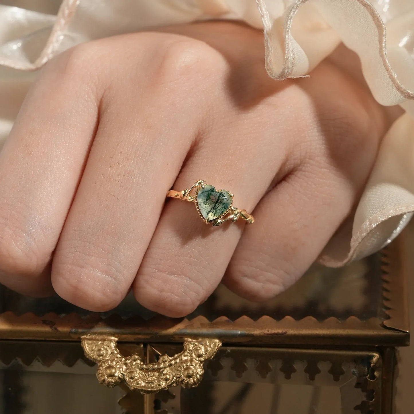 Heart Moss Agate Natural Inspired Leaf Engagement Ring - Faith - GemsMagic - GemsMagic