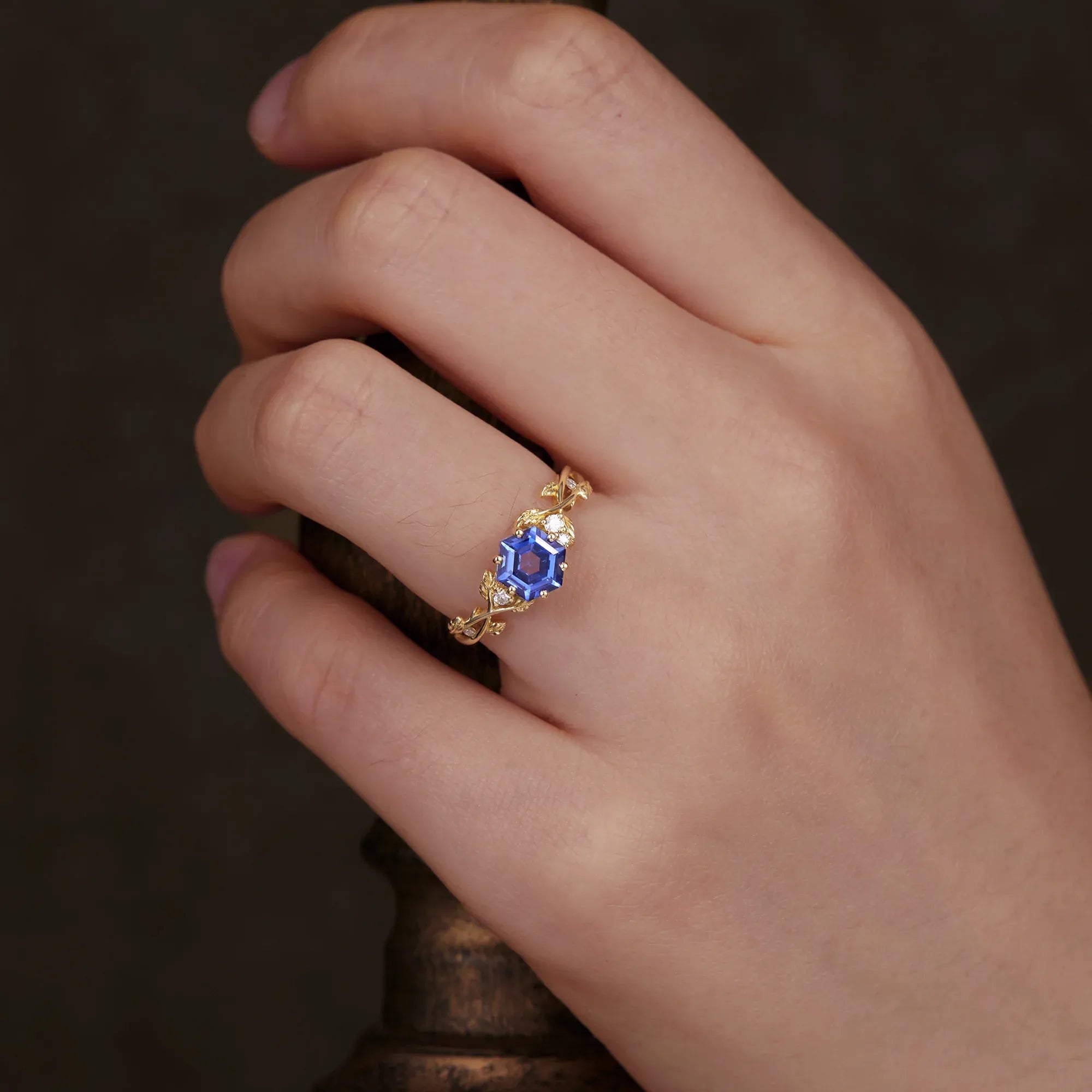 Hexagon Sapphire Vine Ring | Claire - GemsMagic