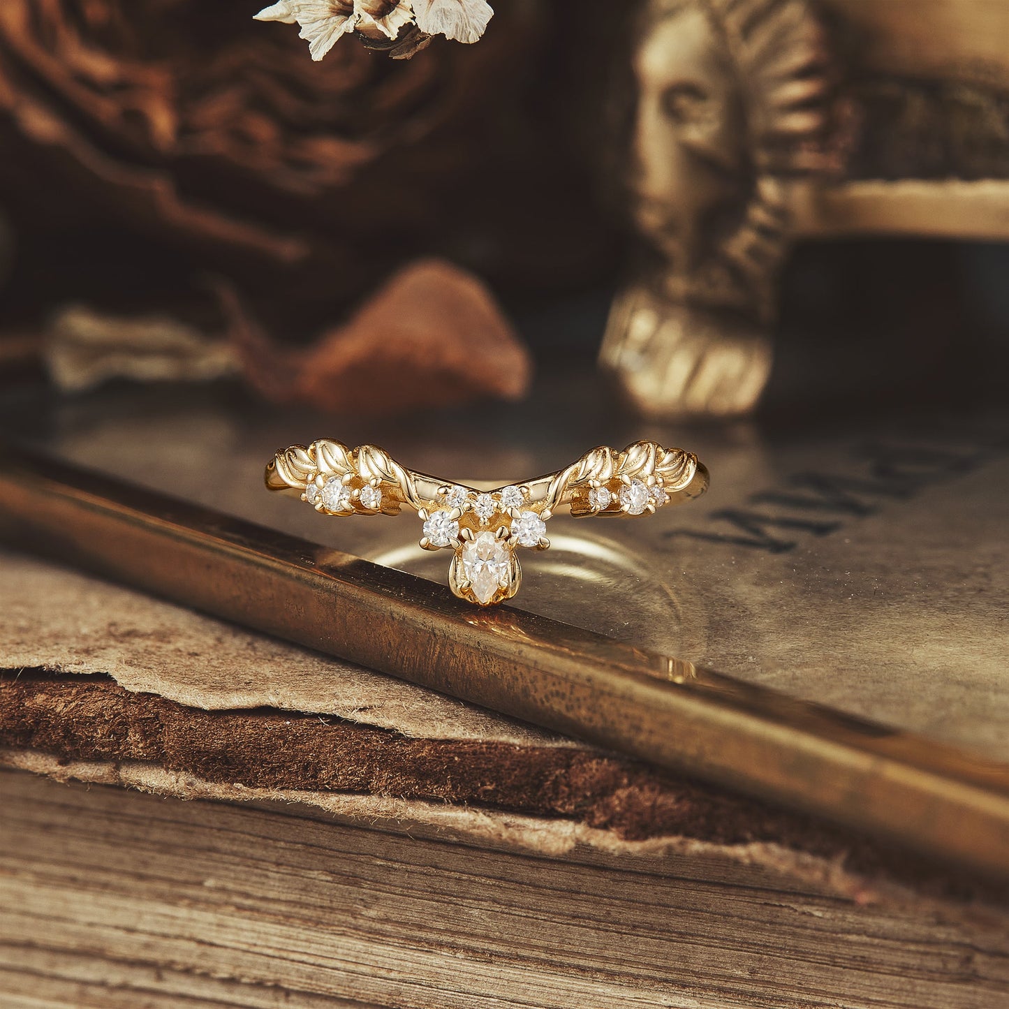 Inverted Pear Leaf Design Wedding Band - Abigail - GemsMagic