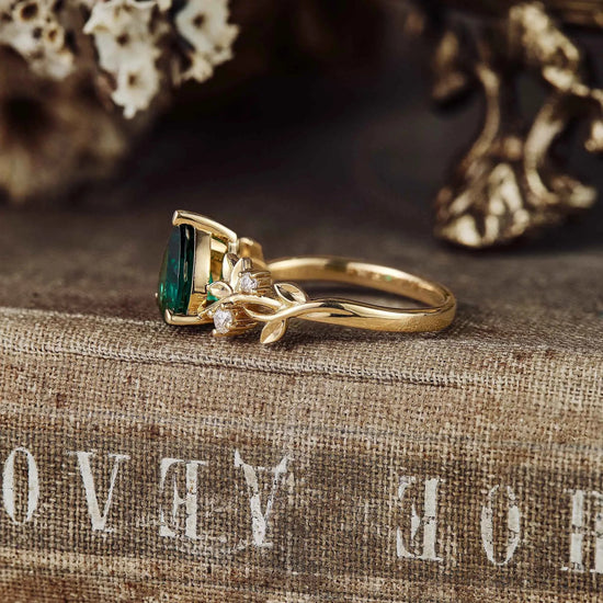 Jade Plant Inspired Engagement Ring - GemsMagic - GemsMagic