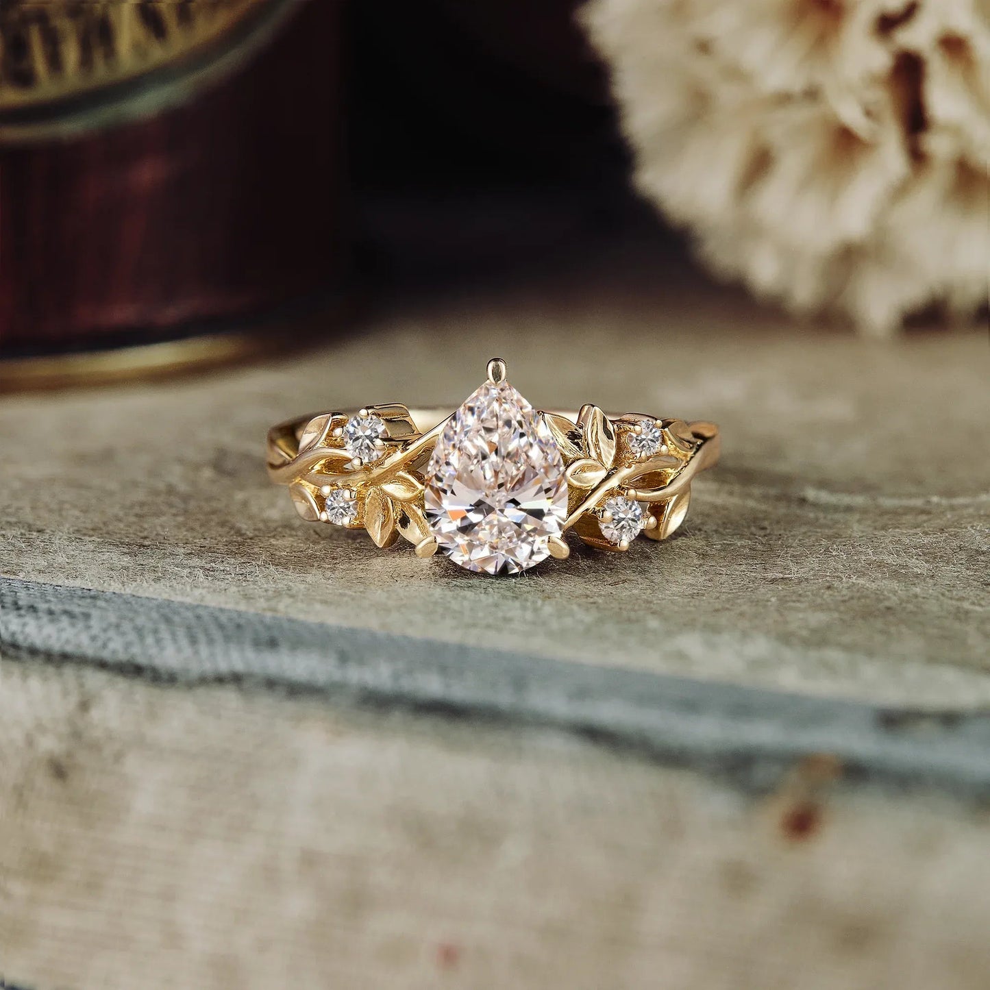 Jade Plant Inspired Lab Grown Diamond Engagement Ring - Eliana - GemsMagic - GemsMagic