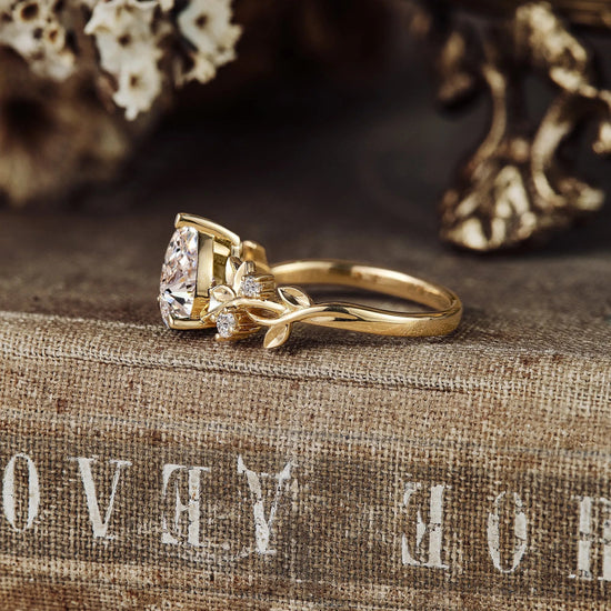 Jade Plant Inspired Lab Grown Diamond Engagement Ring - Eliana - GemsMagic - GemsMagic