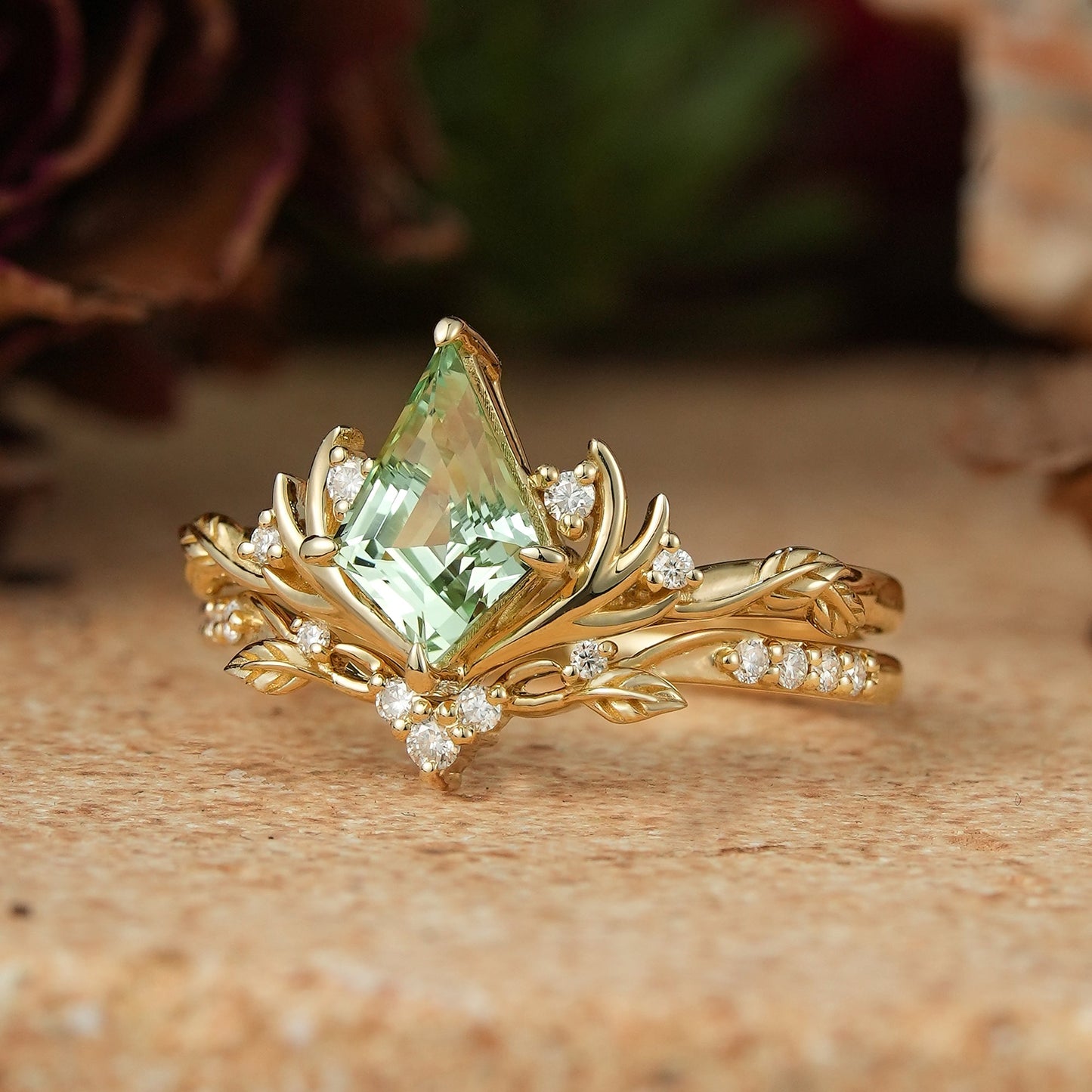 Kite Cut Green Sapphire Stag Inspired Bridal Ring Set Elven Ring Set - GemsMagic