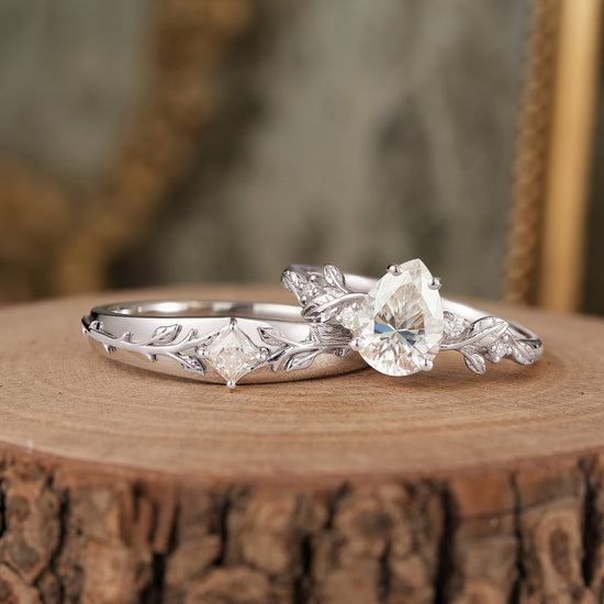 Leaf lnspired Moissanite Couple Ring Set - Lock & Key - GemsMagic