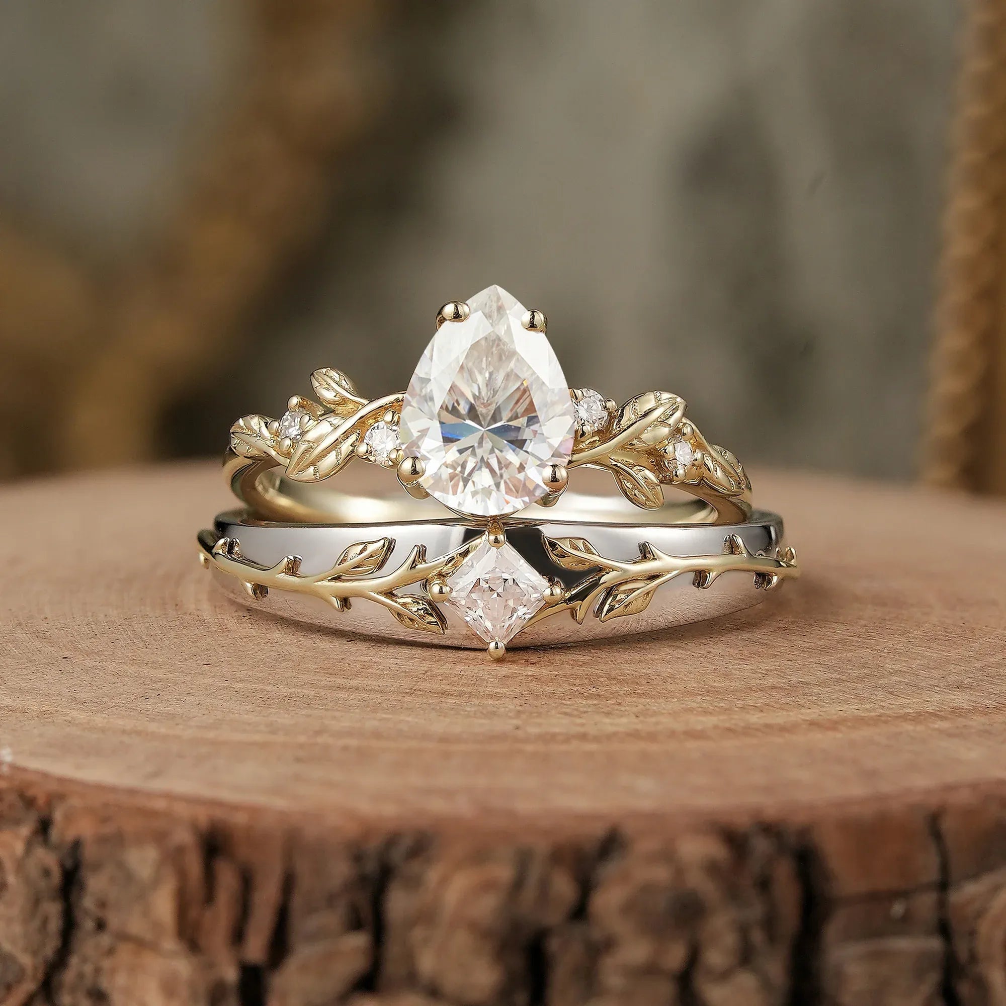 Leaf lnspired Moissanite Couple Ring Set - Lock & Key - GemsMagic