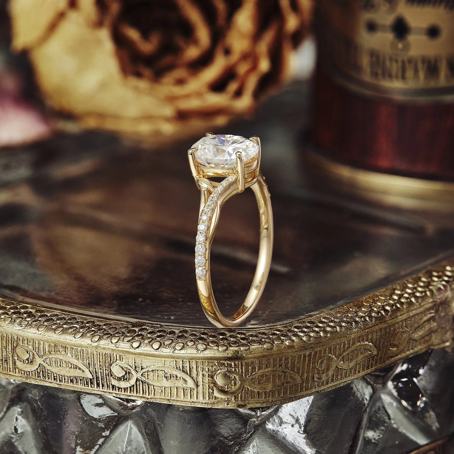 Moissanite Twisted Leaf Engagement Ring - GemsMagic - GemsMagic