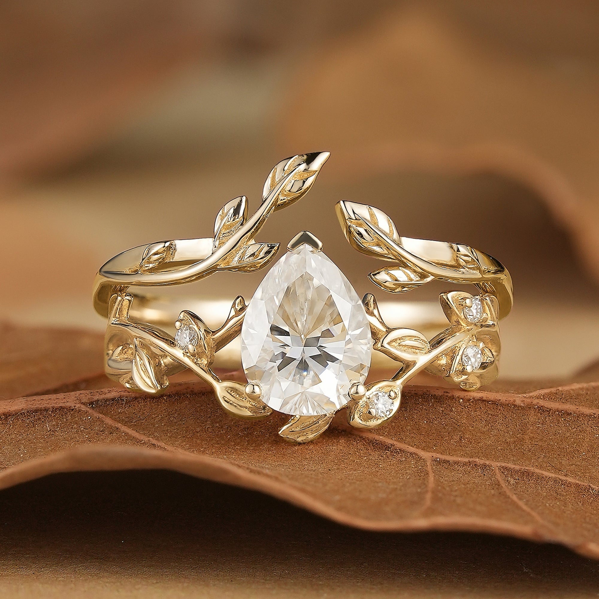 Moissanite Vine Inspired Pear Shaped Design Bridal Set - Yara - GemsMagic