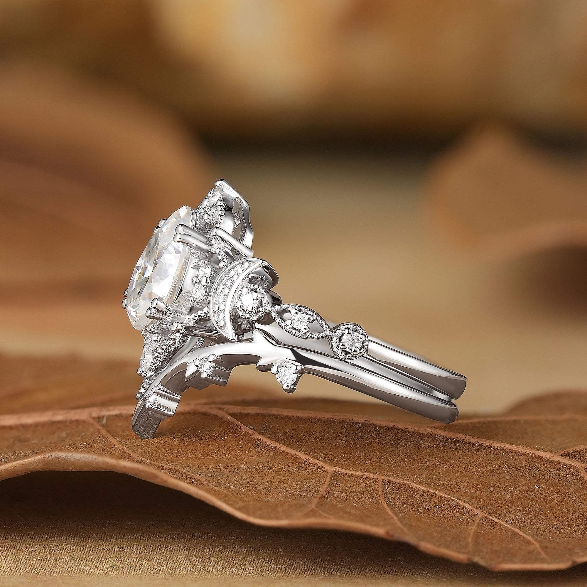 Moon Design Moissanite Ring Set - Morrigan - GemsMagic
