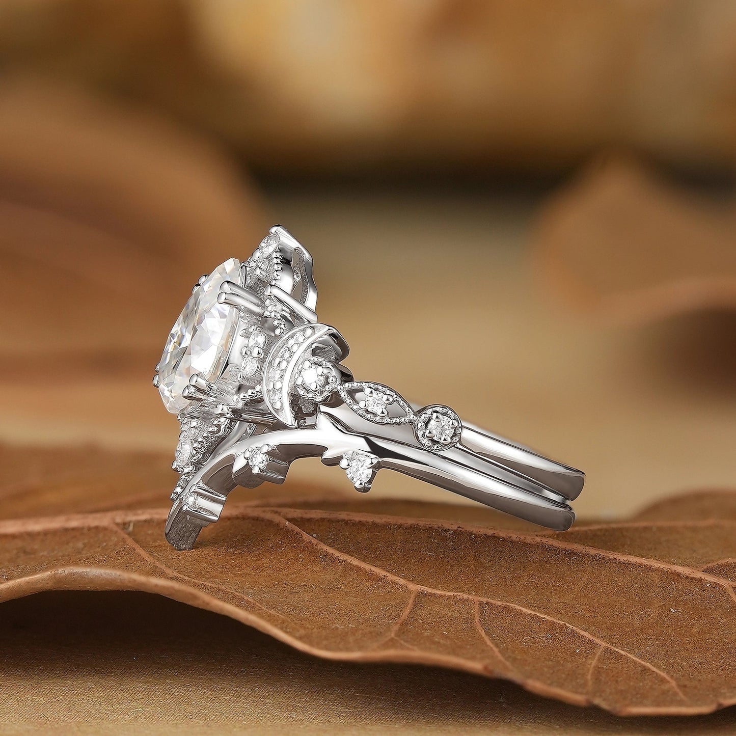 Moon Design Moissanite Ring Set - Morrigan - GemsMagic