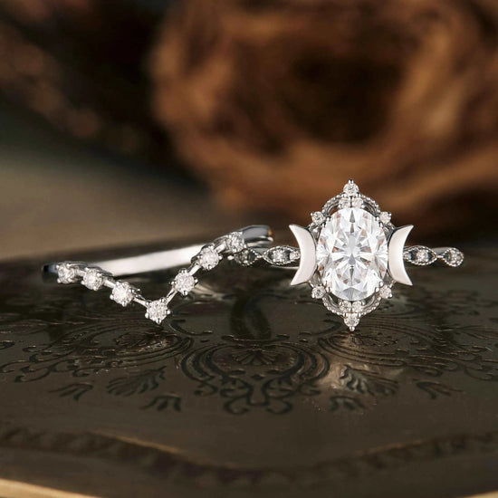 Moon Inspired Moissanite Engagement Ring Set 2pcs - GemsMagic - GemsMagic