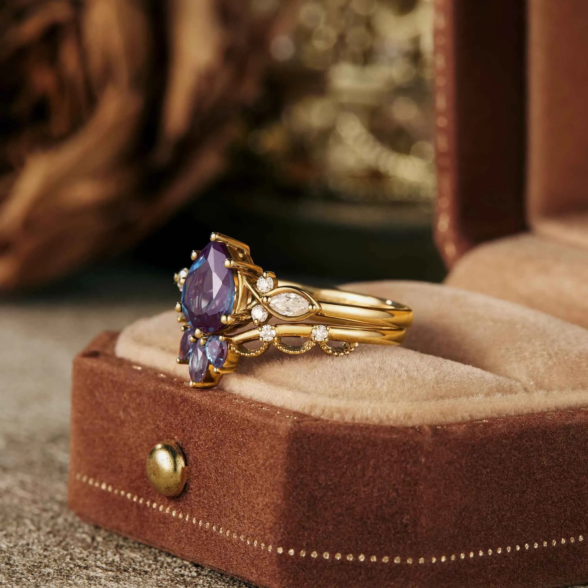 Morning Glory Inspired Alexandrite Ring Set 2pcs - GemsMagic - GemsMagic