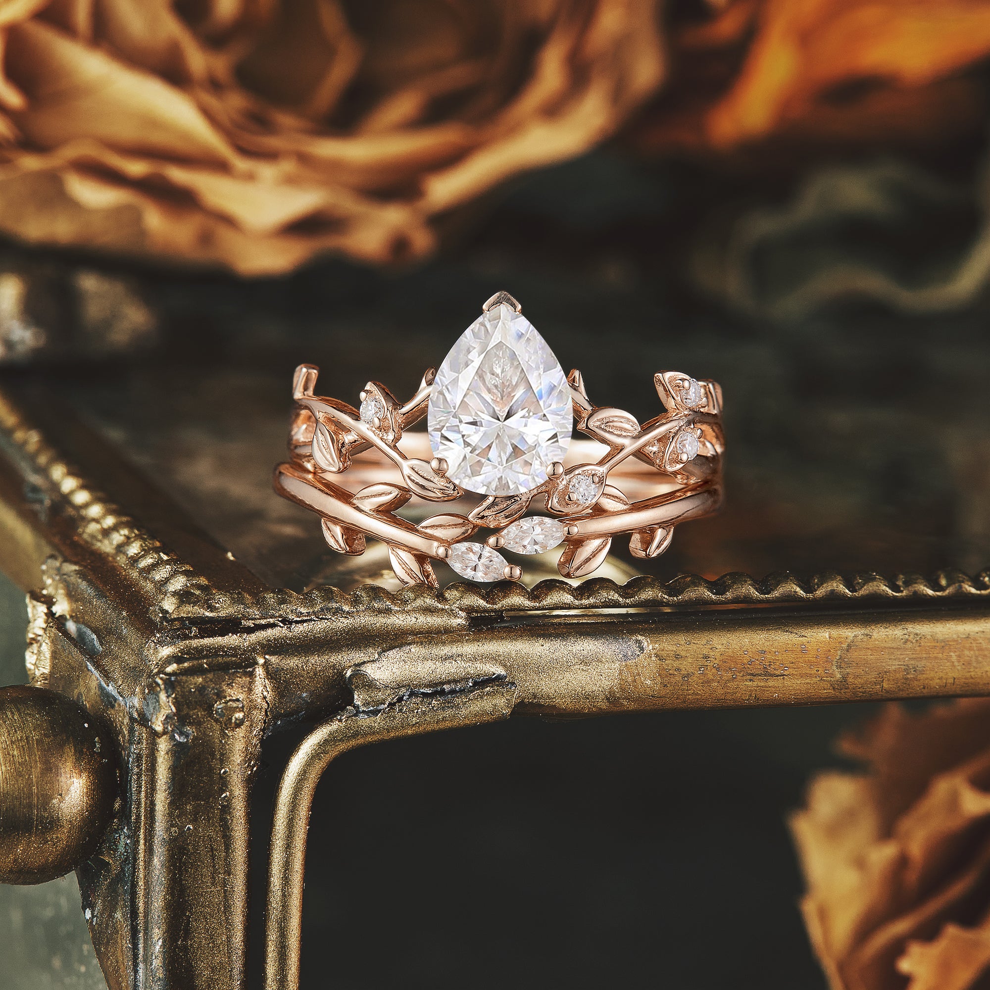 Pear Cut Moissanite Twisted Leaf Engagement Ring Set 2pcs - GemsMagic