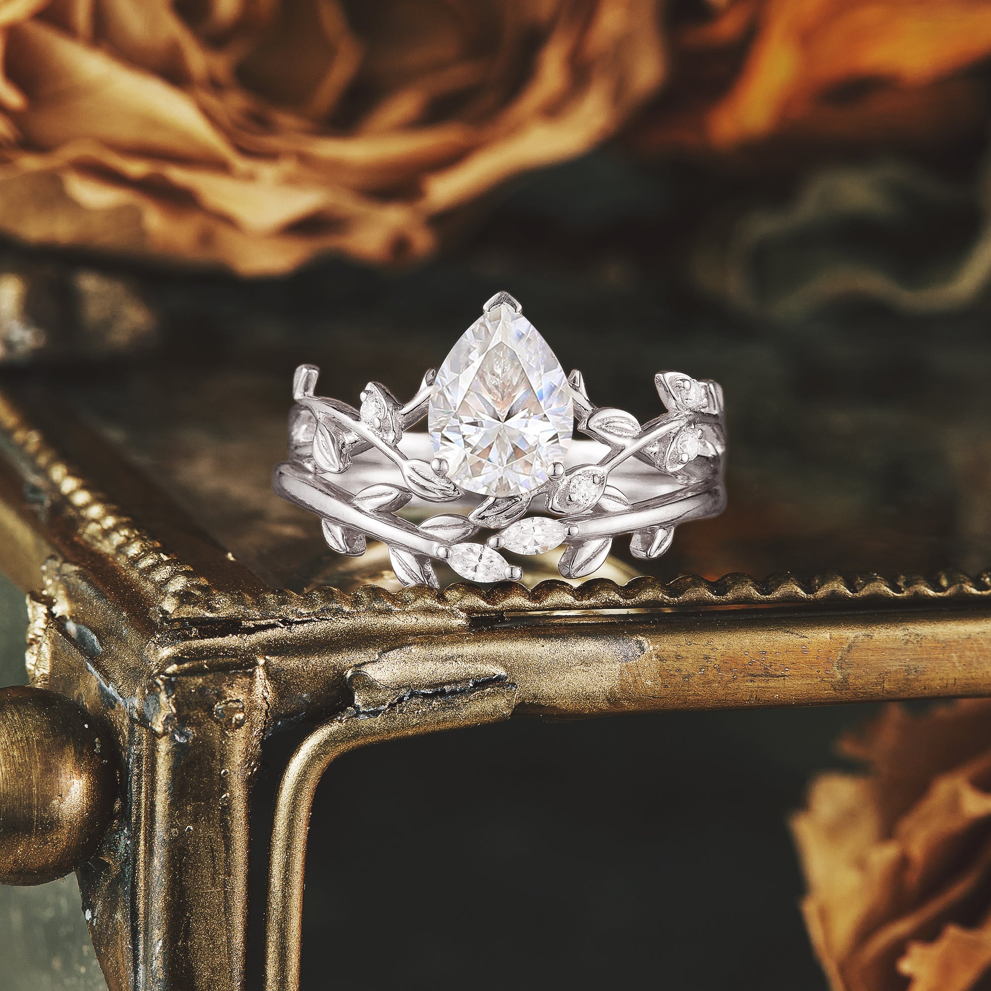 Pear Cut Moissanite Twisted Leaf Engagement Ring Set 2pcs - GemsMagic