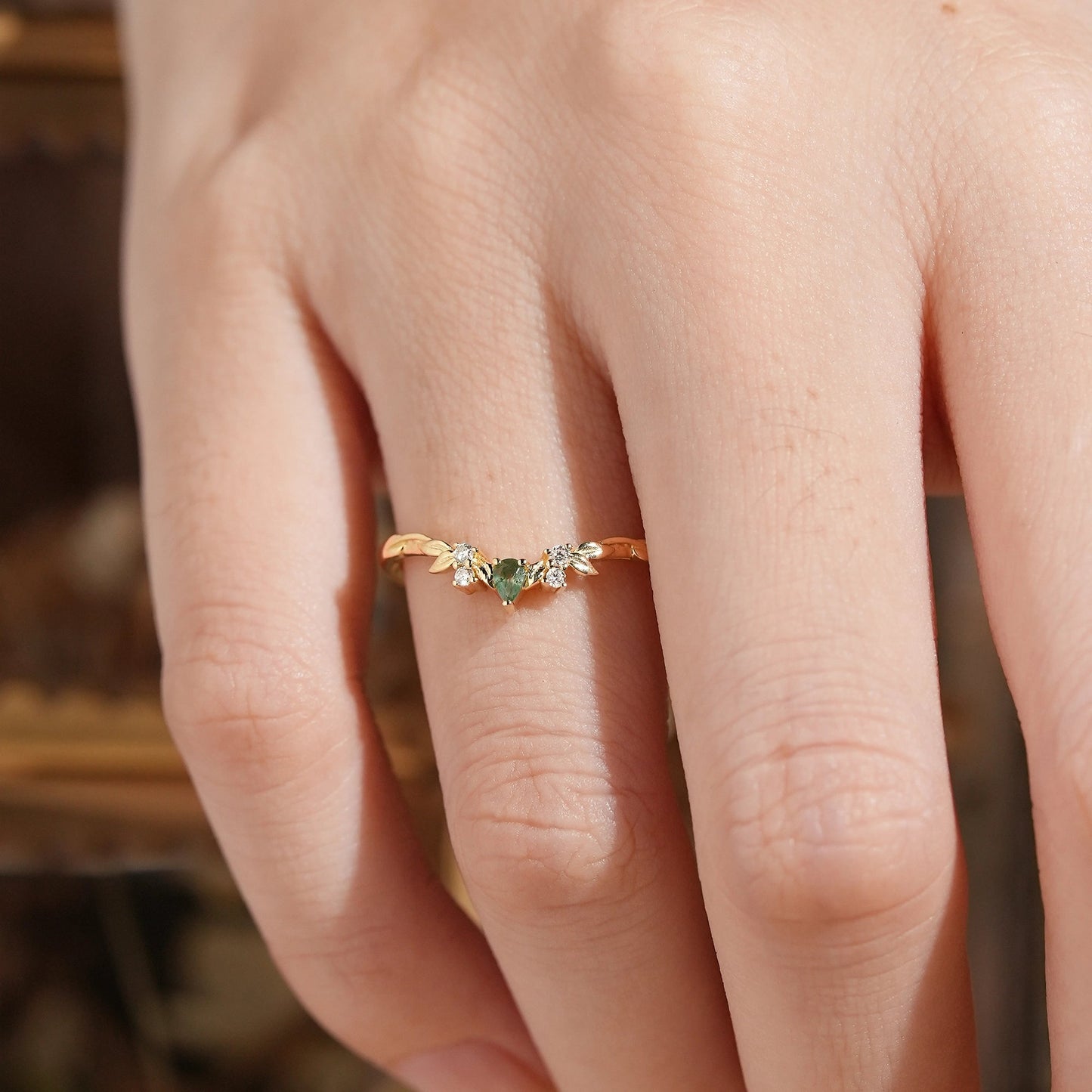 Nature Inspired Pear Shaped Moss Agate Curved Wedding Band - GemsMagic - GemsMagic