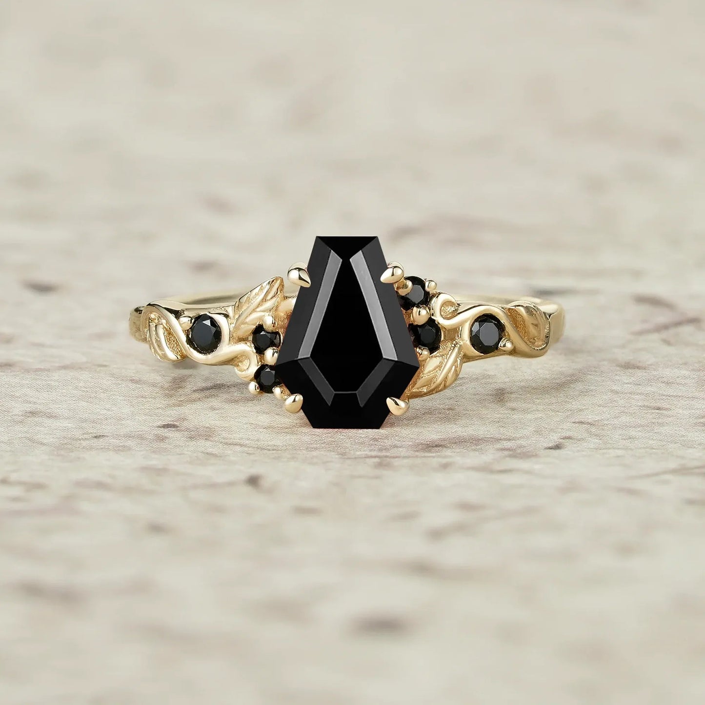 Nature's Embrace: Coffin Cut Black Onyx Leaf Ring - Lila - GemsMagic