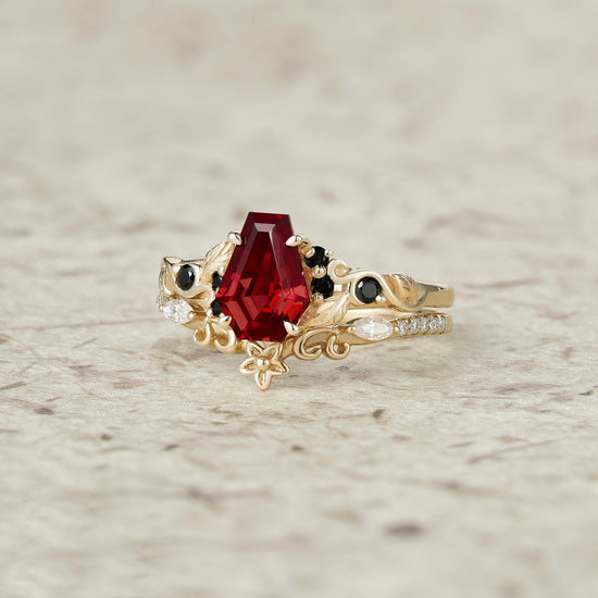 Nature's Embrace: Coffin Cut Ruby Leaf Ring Set - Lila - GemsMagic