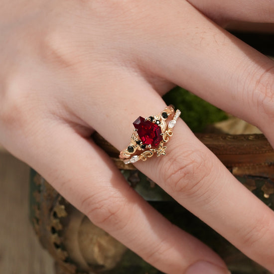 Nature's Embrace: Coffin Cut Ruby Leaf Ring Set - Lila - GemsMagic