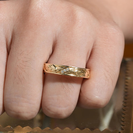 Oak Leaf Inspired Men's Band with Moissanite - Xander - GemsMagic