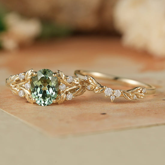 Oval Green Sapphire & Moissanite Ring Set 2pcs - Kairi - GemsMagic
