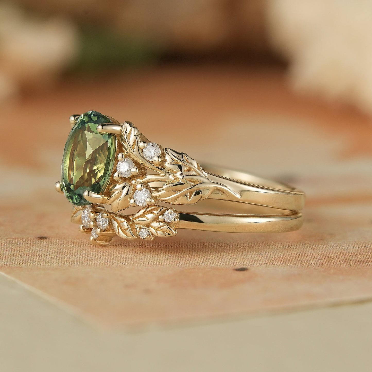 Oval Green Sapphire & Moissanite Ring Set 2pcs - Kairi - GemsMagic