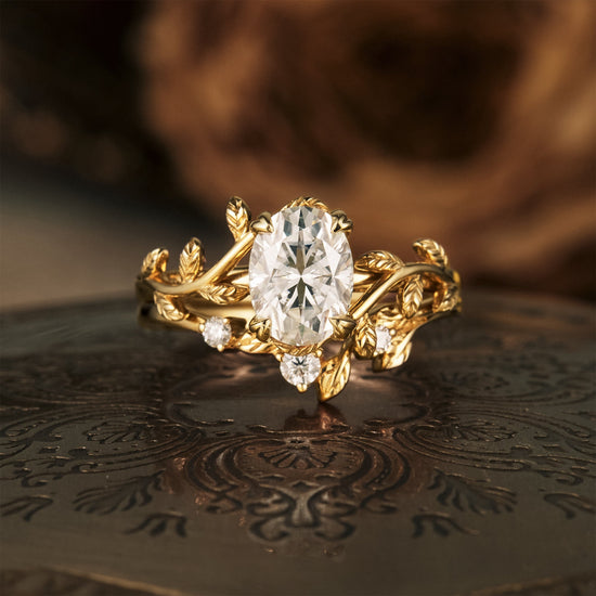 Oval Moissanite Cluster Floral Engagement Ring Set 2pcs - GemsMagic - GemsMagic