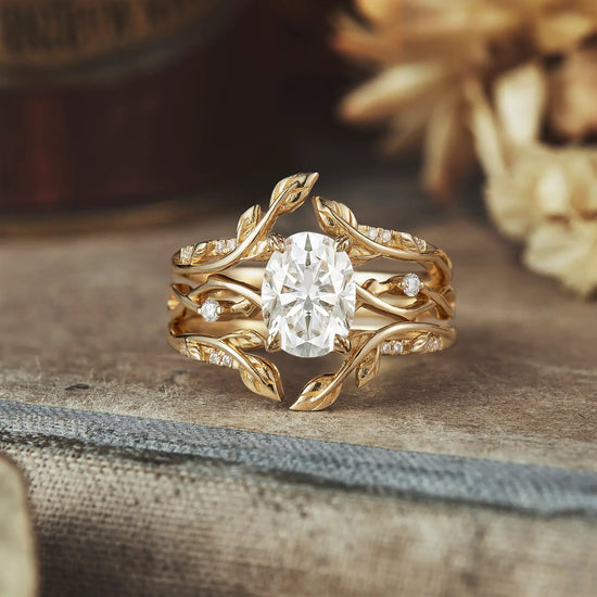 Oval Moissanite Cluster Floral Engagement Ring Set - Beata - GemsMagic