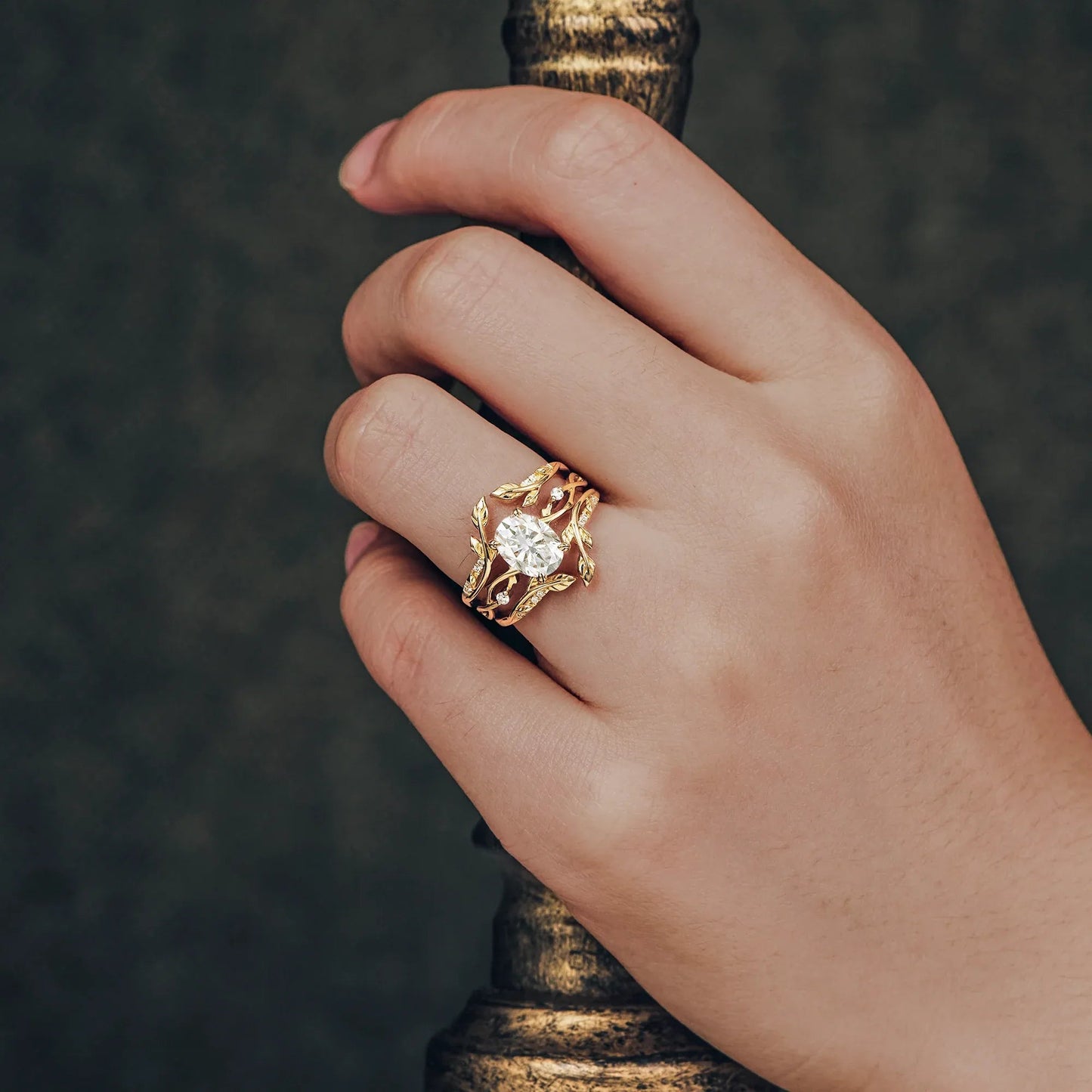 Oval Moissanite Cluster Floral Engagement Ring Set - Beata - GemsMagic