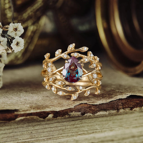 Pear Alexandrite One - stone - leaf Enhancer Ring Set 2pcs - GemsMagic - GemsMagic