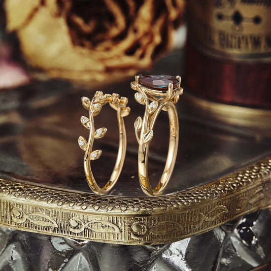 Pear Cut Alexandrite Engagement Ring Set - Olivia2.0 - GemsMagic - GemsMagic