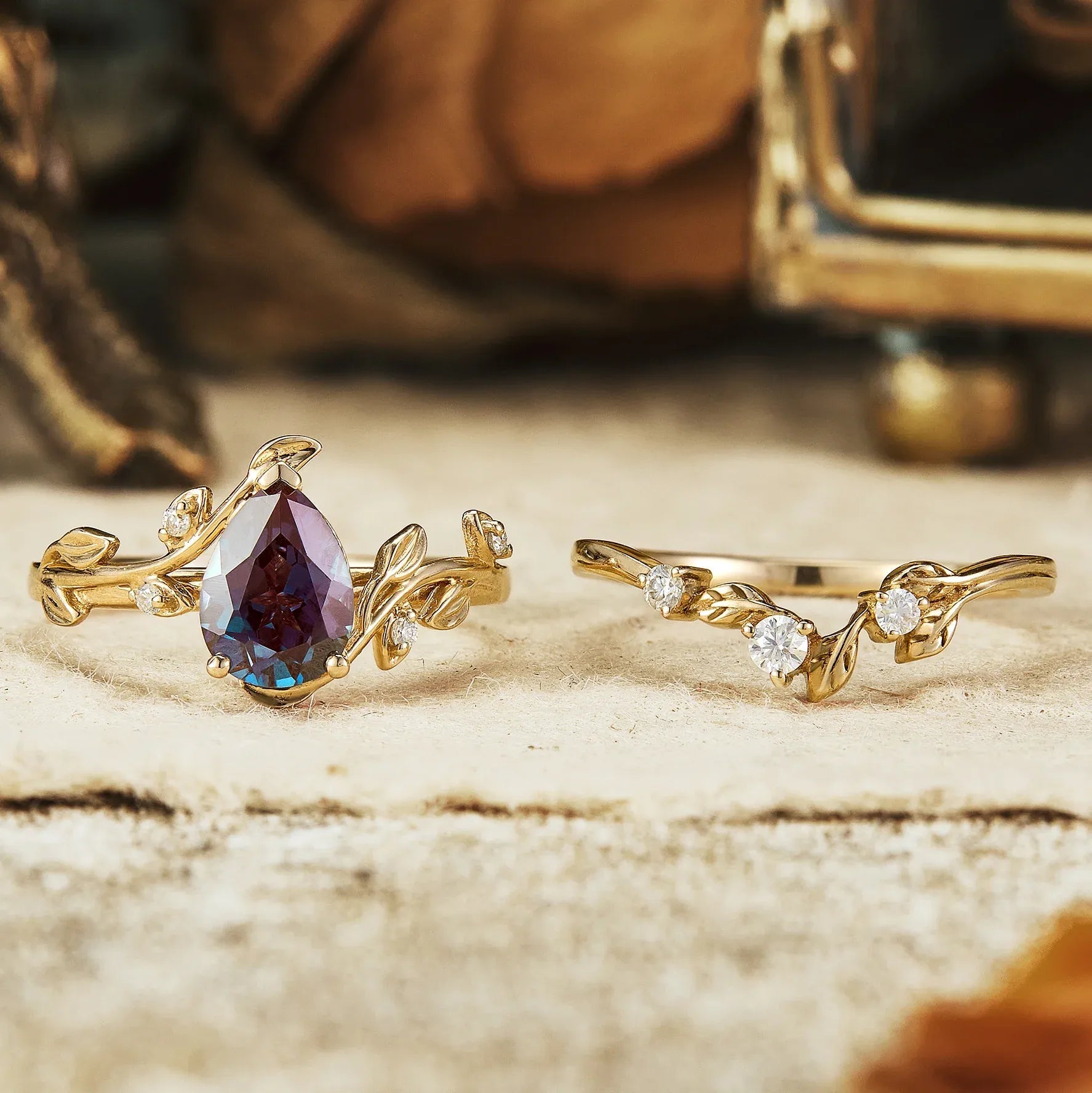 Pear Cut Alexandrite Engagement Ring Set - Olivia2.0 - GemsMagic - GemsMagic