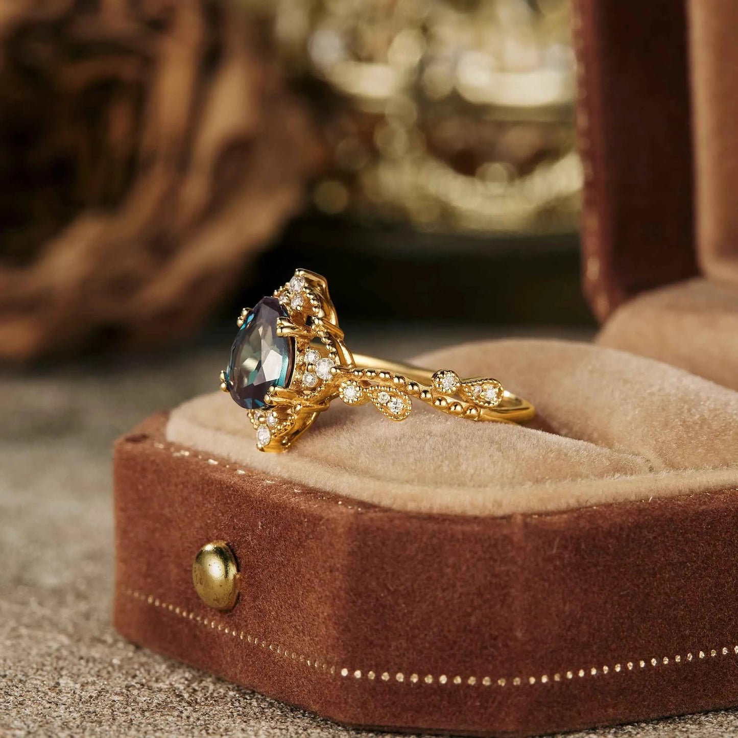 Pear Cut Alexandrite Twisted Engagement Ring - GemsMagic - GemsMagic