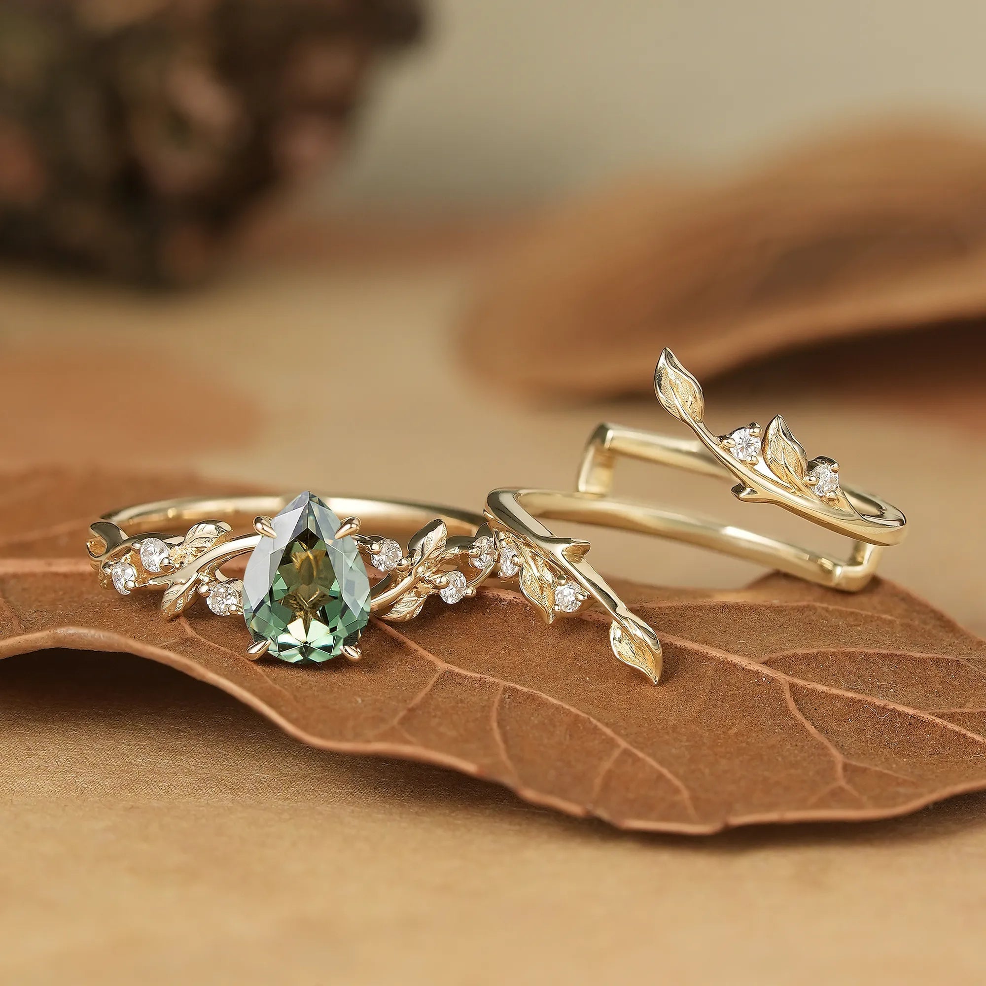Pear Cut Green Sapphire Enhancer Ring Set - Niamh - GemsMagic
