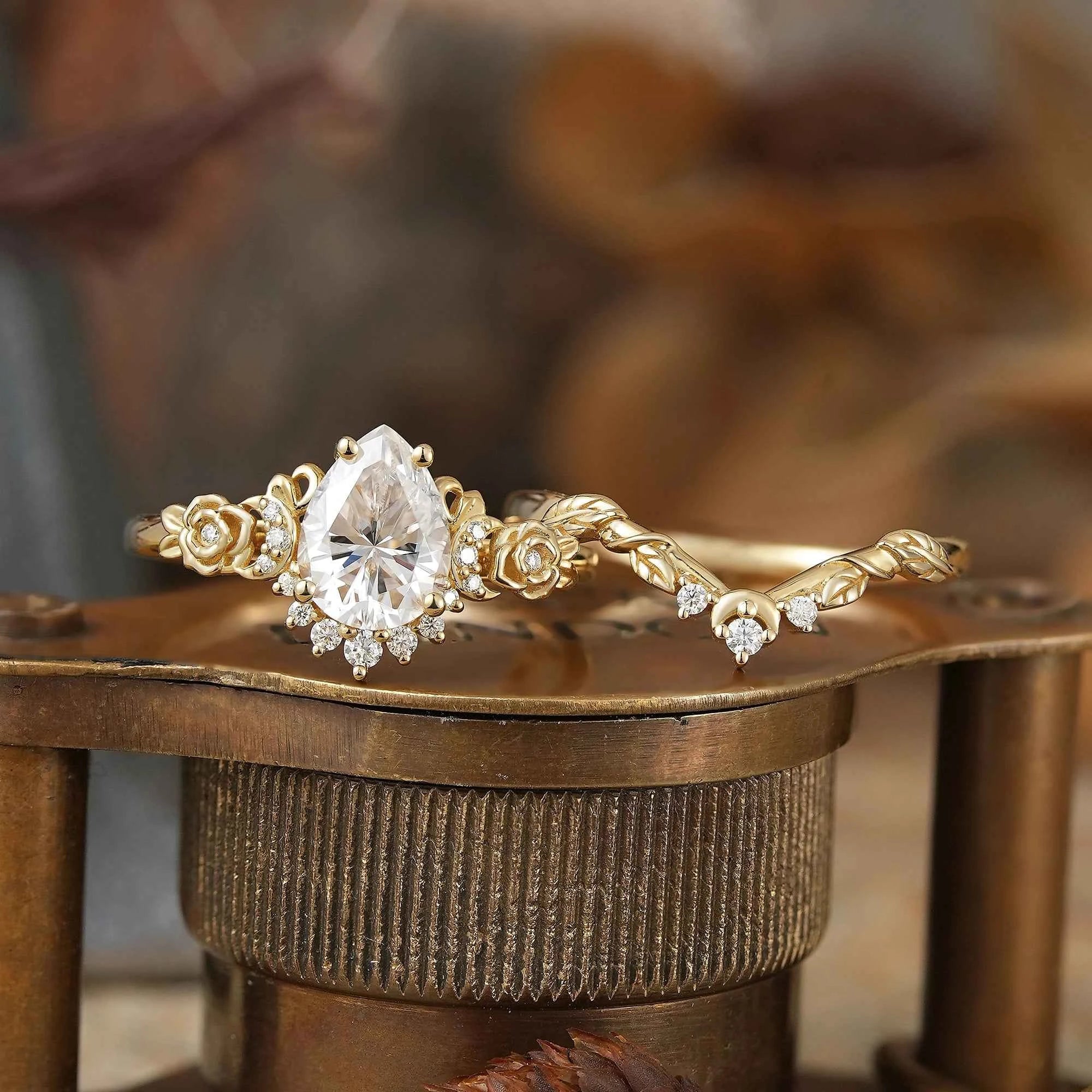 Pear Cut Moissanite Moon And Flower Inspired Bridal Ring Set - GemsMagic