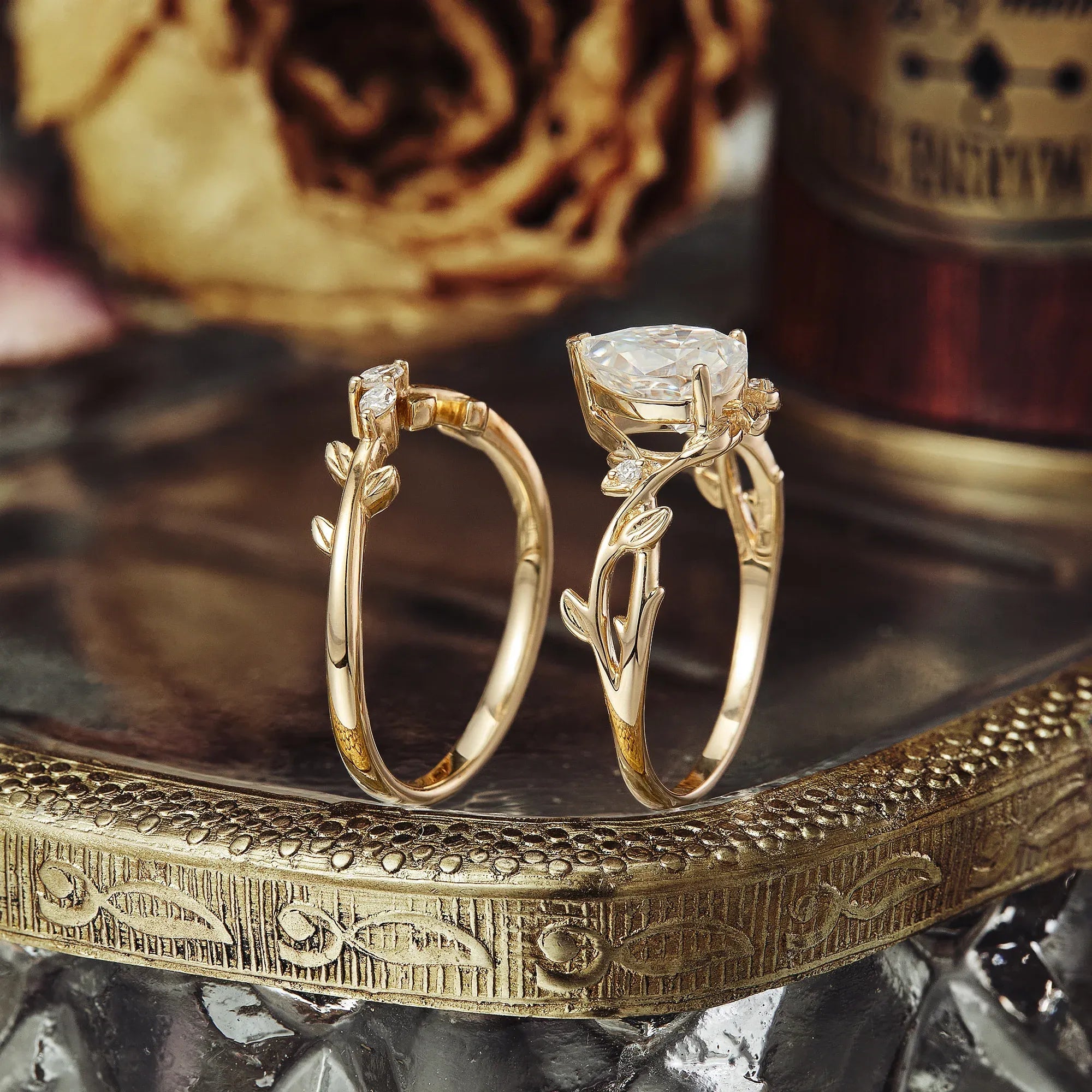 Pear Cut Moissanite Twisted Leaf Engagement Ring Set 2pcs - GemsMagic - GemsMagic