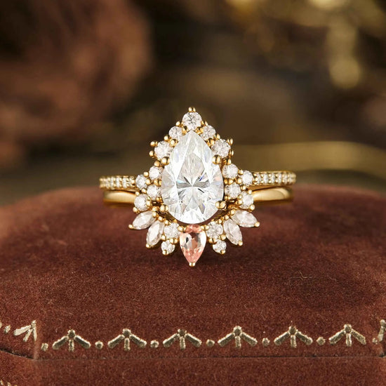 Pear Moissanite Halo Engagement Ring Set 2pcs - GemsMagic - GemsMagic