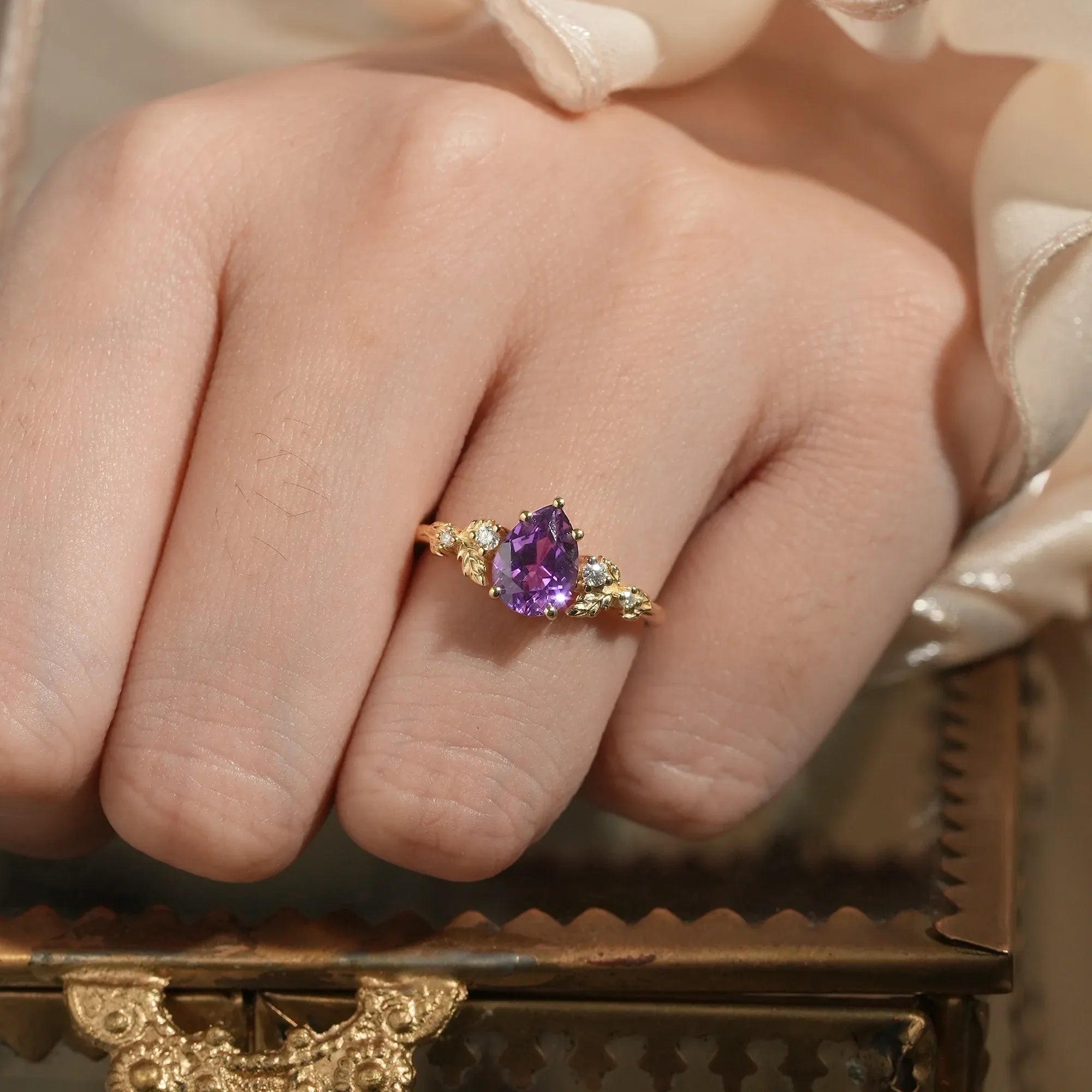 Pear Shaped Purple Sapphire Engagement Ring - Daisy - GemsMagic